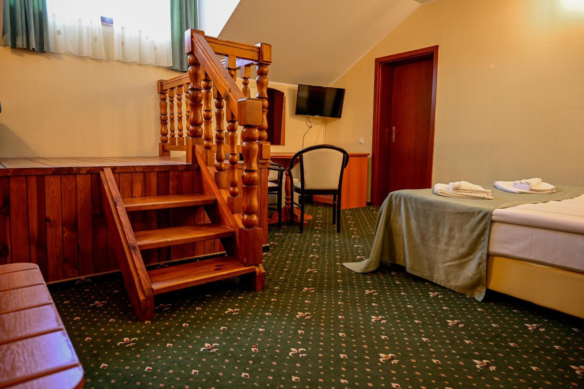 Pensiunea Anotimpuri Predeal Buitenkant foto
