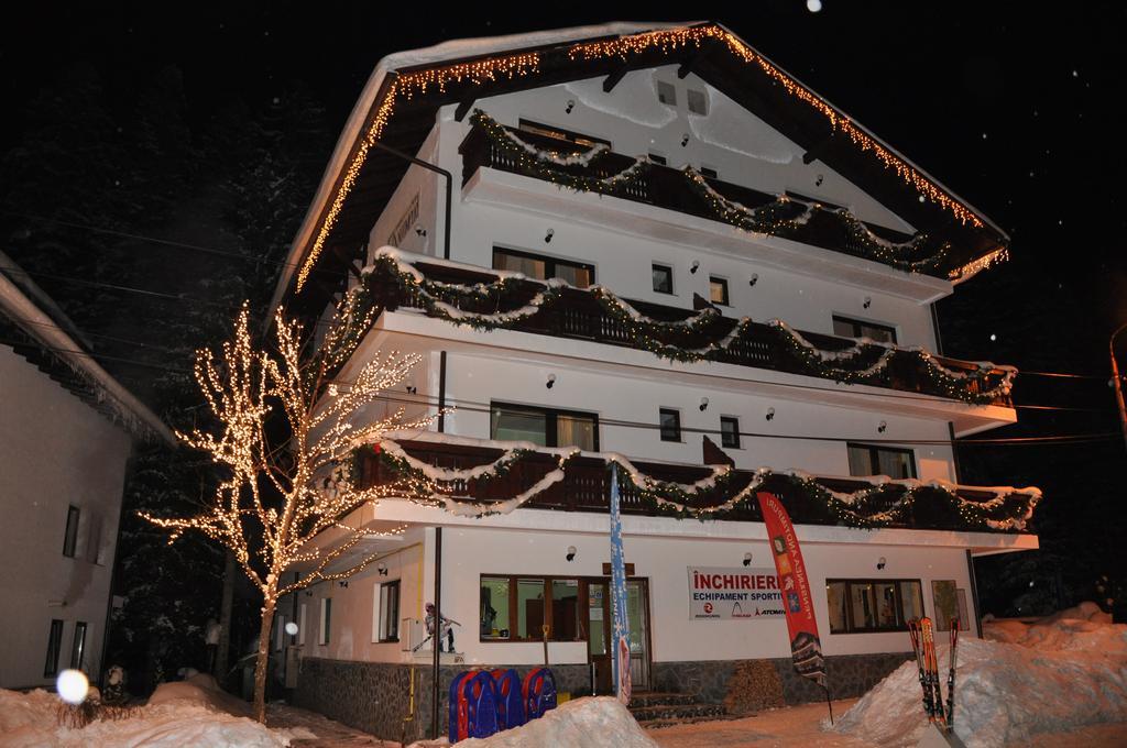Pensiunea Anotimpuri Predeal Buitenkant foto